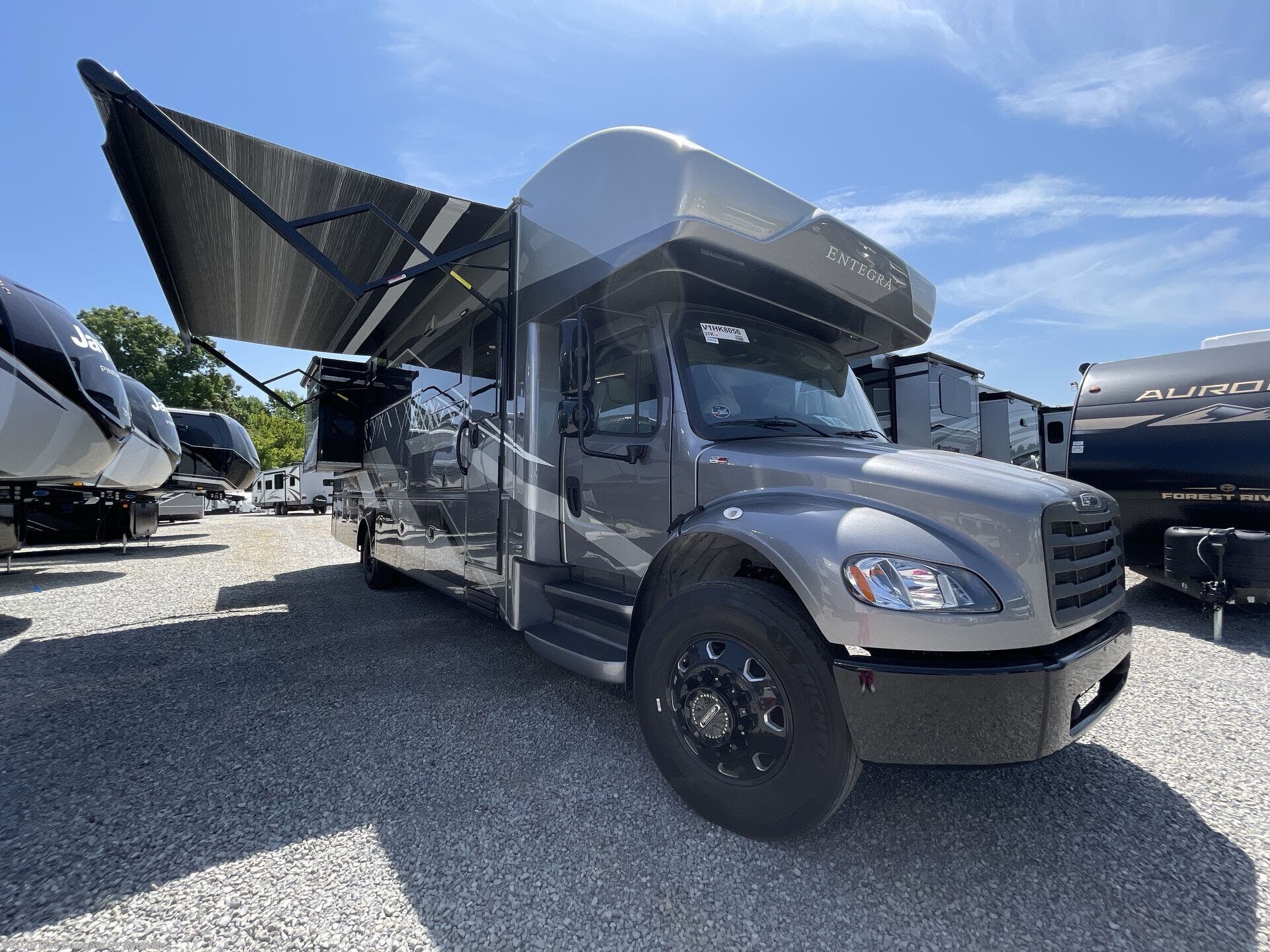 New 2027 Entegra Coach Accolade 37K available in Louisville, Tennessee