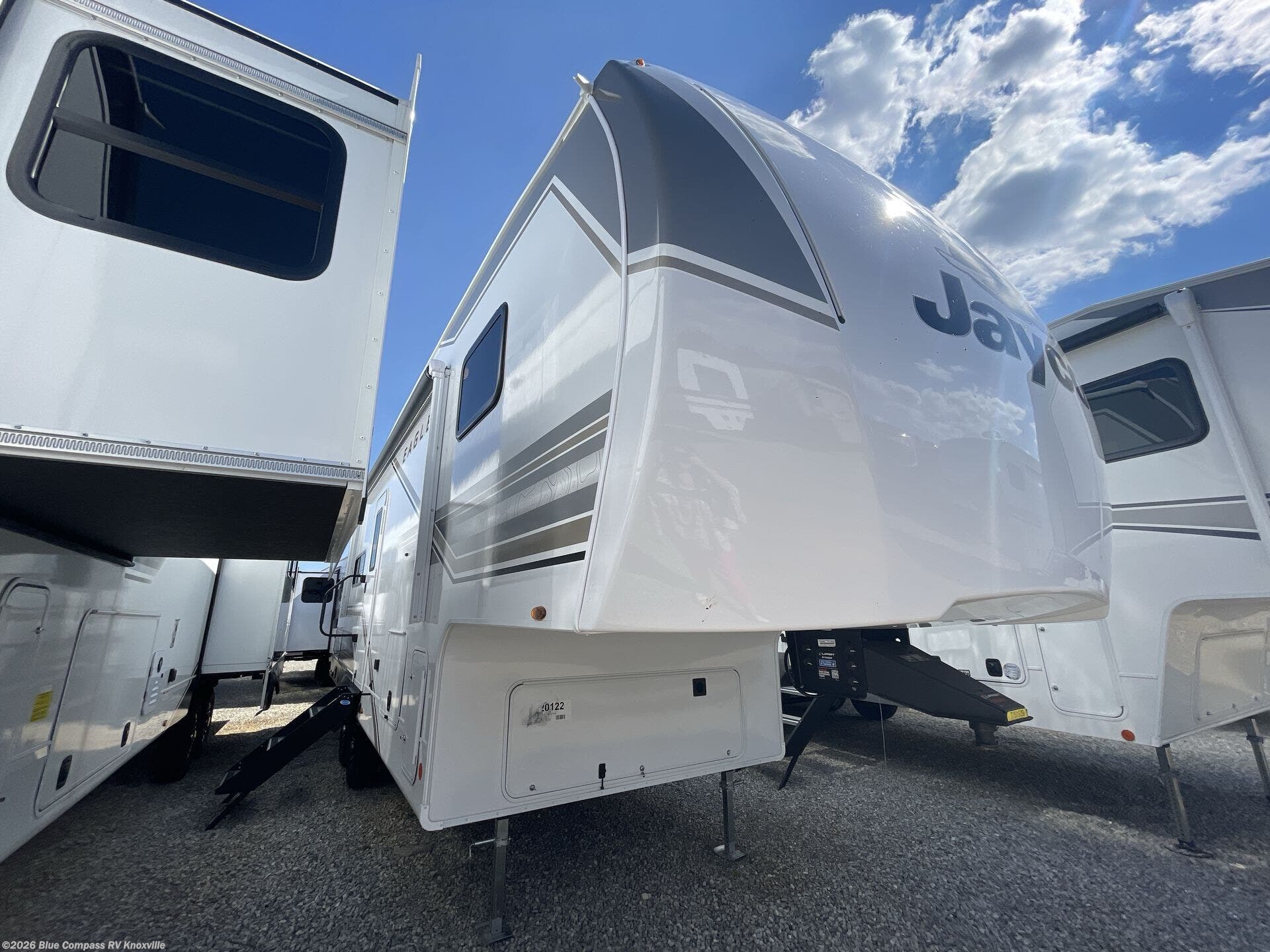 New 2027 Jayco Eagle SLE 24MLE available in Louisville, Tennessee