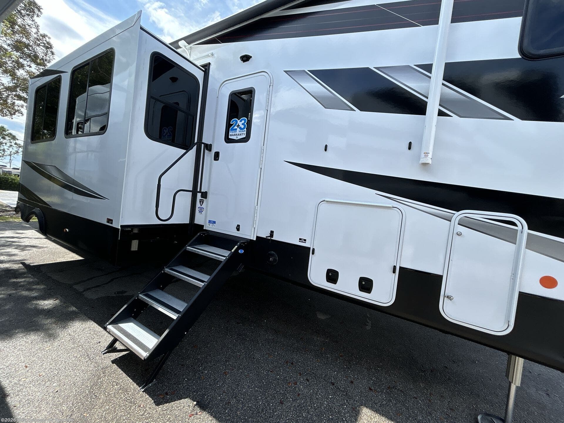 New 2027 Jayco Seismic 395 available in Louisville, Tennessee