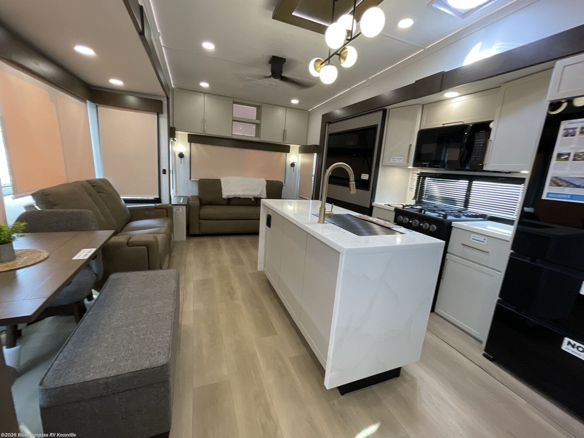 New 2027 Alliance RV Paradigm 310RL available in Louisville, Tennessee