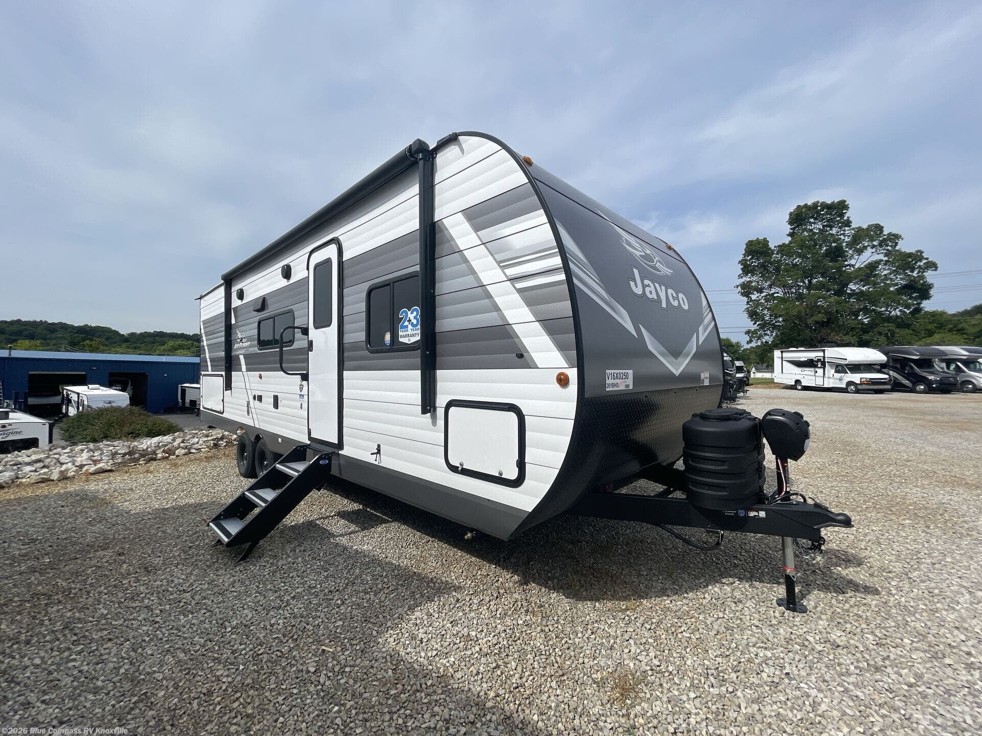 New 2027 Jayco Jay Flight 261BHS available in Louisville, Tennessee