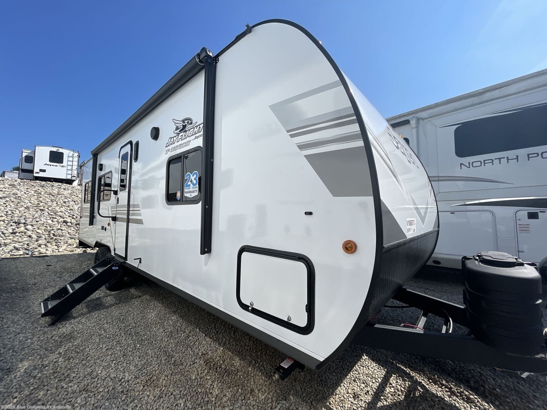 New 2025 Jayco Jay Flight 265TH available in Louisville, Tennessee