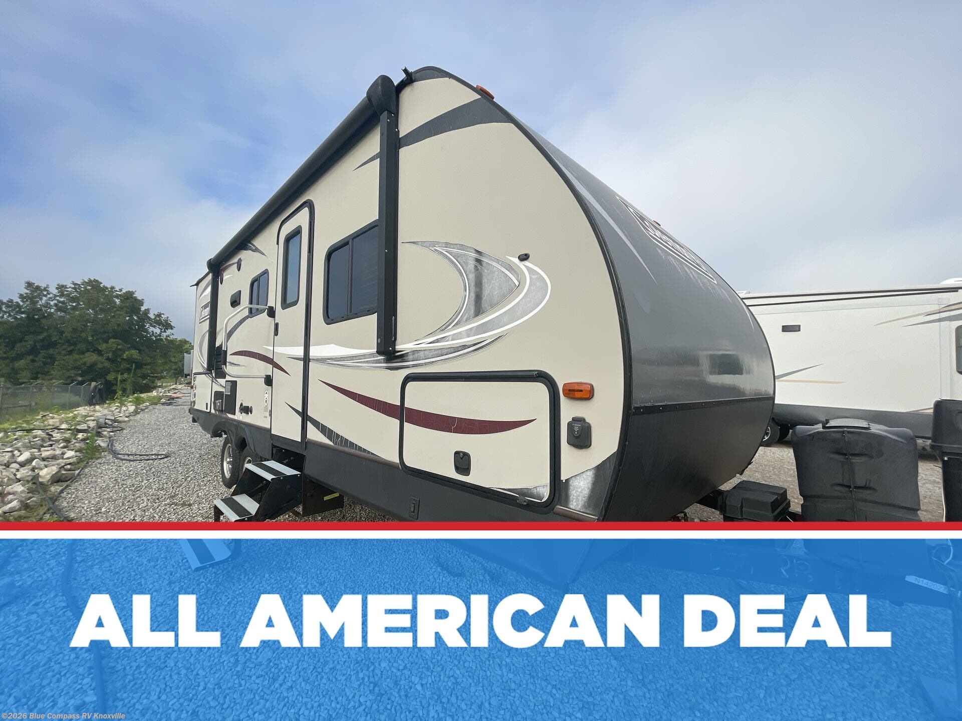 Used 2018 Coleman  Coleman Light 2305QB available in Louisville, Tennessee