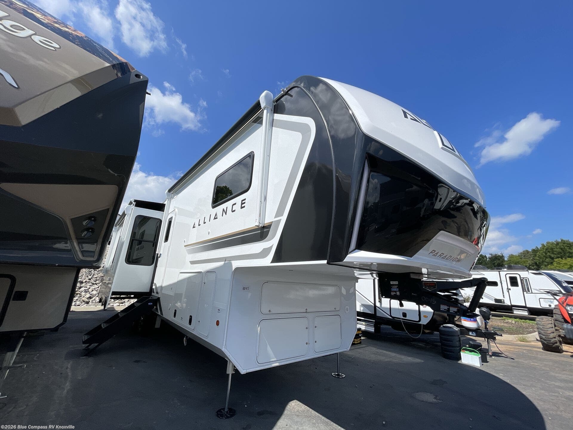 New 2027 Alliance RV Paradigm 312RK available in Louisville, Tennessee