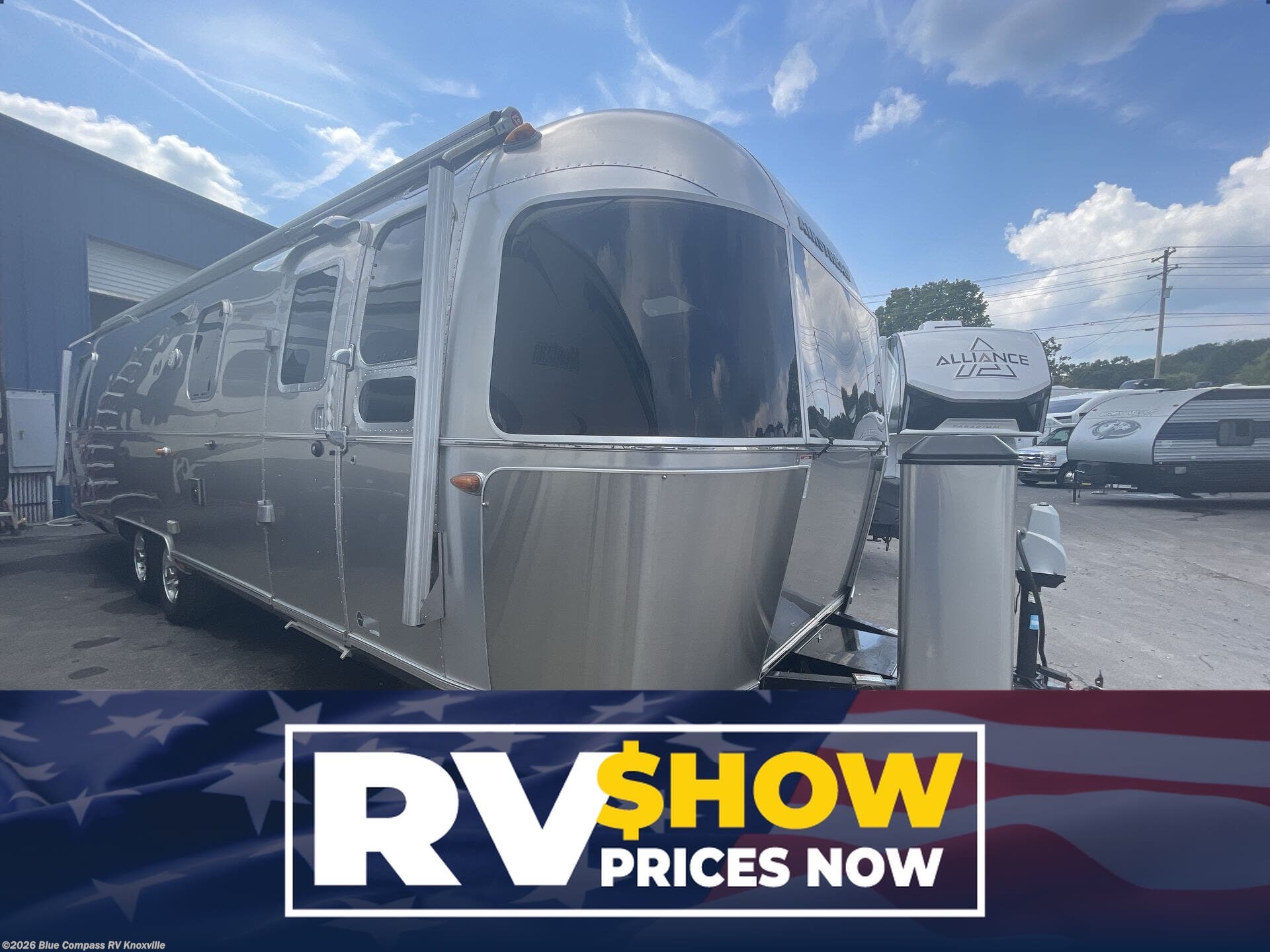 Used 2017 Airstream Classic 30 Twin available in Louisville, Tennessee