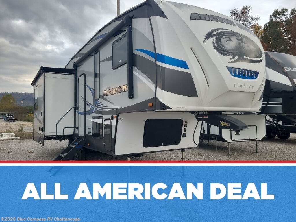 Used 2019 Forest River Cherokee Arctic Wolf 285DRL4 available in Ringgold, Georgia