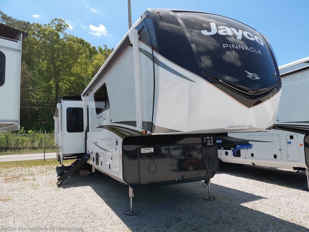 New 2026 Jayco Pinnacle 38FBRK available in Ringgold, Georgia