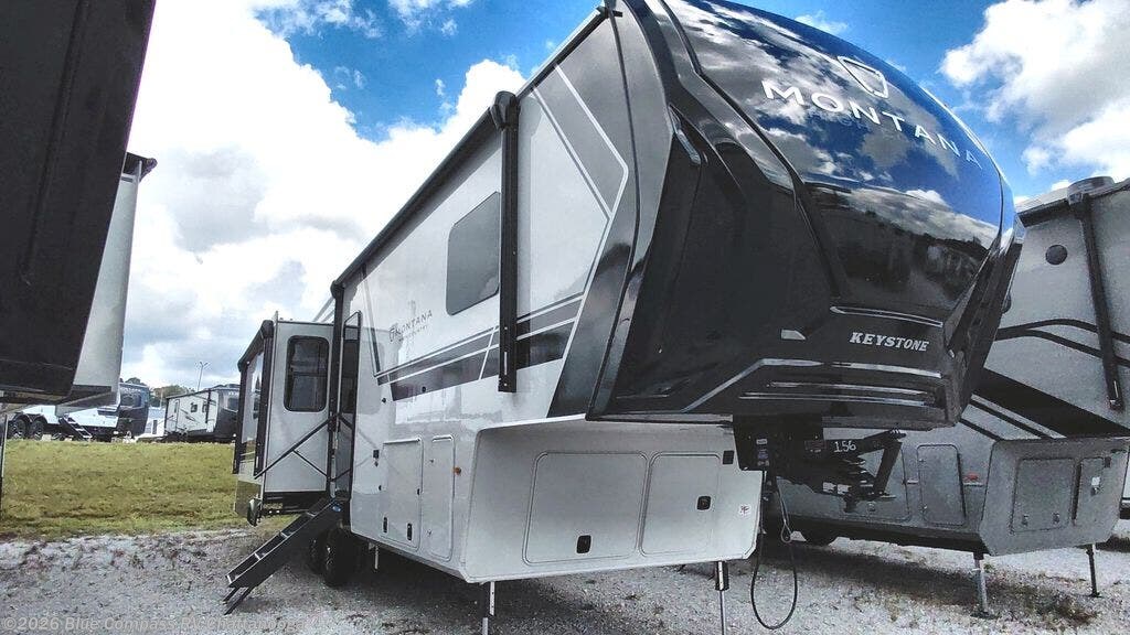 New 2027 Keystone Montana High Country 300RK available in Ringgold, Georgia