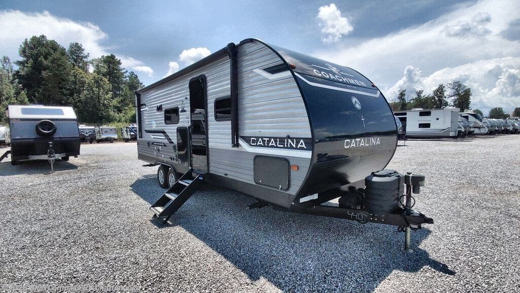 Used 2025 Coachmen Catalina Legacy Edition 243RBS available in Ringgold, Georgia