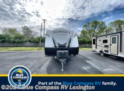 Used 2022 CrossRoads Sunset Trail SS253RB available in Lexington, Kentucky