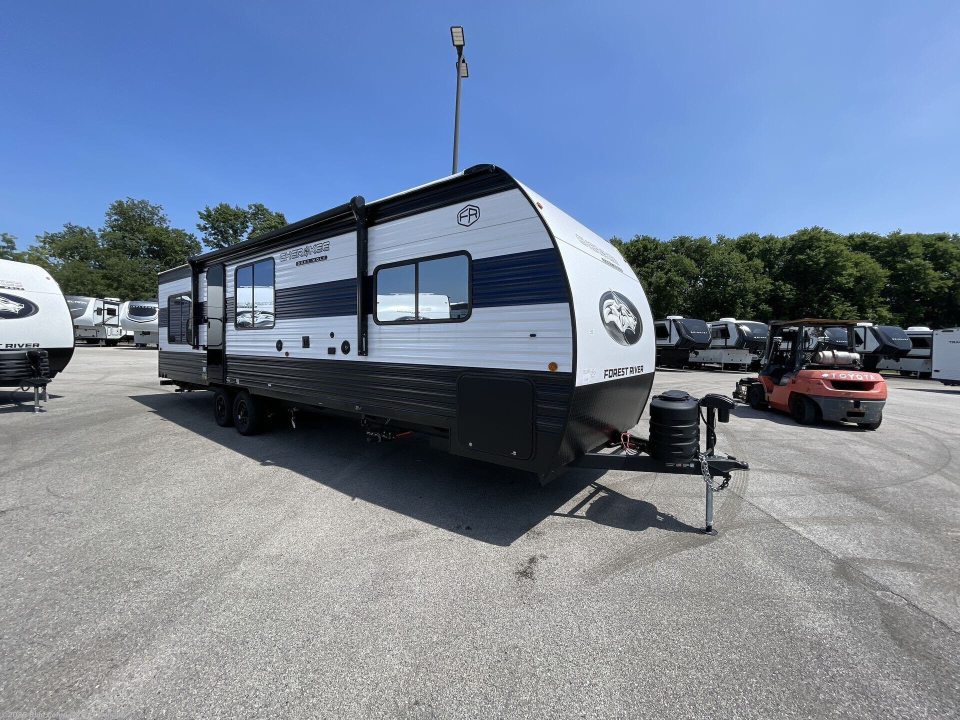 New 2025 Forest River Cherokee Grey Wolf 27LH available in Georgetown, Kentucky