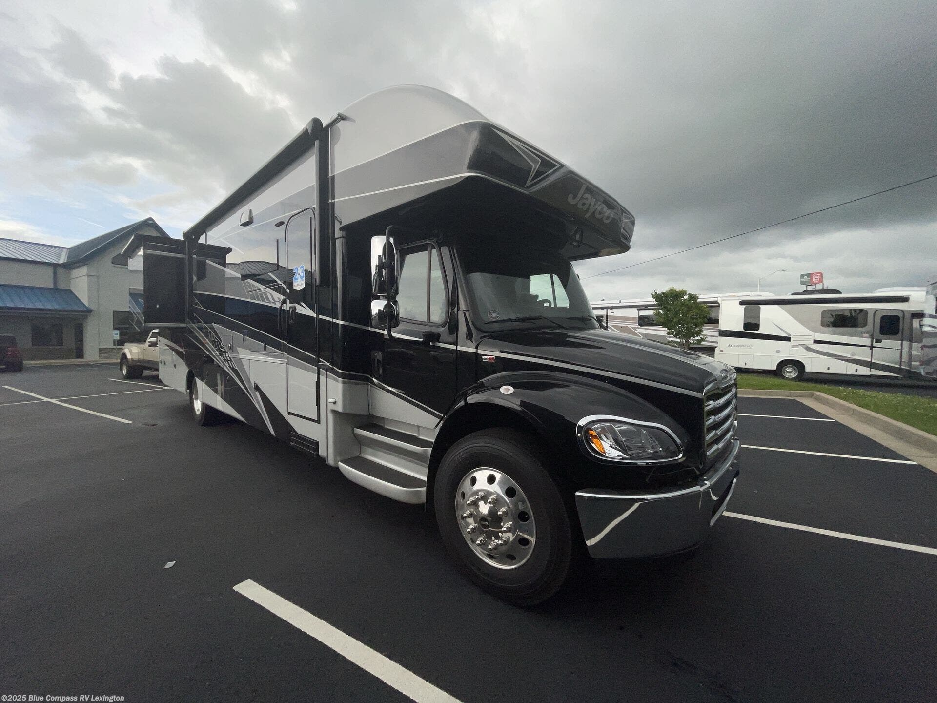 New 2026 Jayco Seneca 37K available in Georgetown, Kentucky