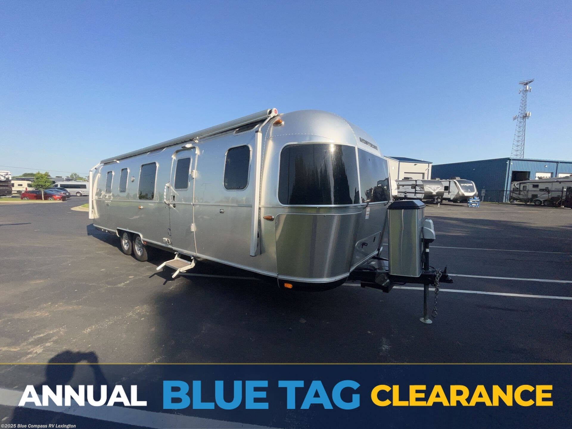 Used 2018 Airstream Classic 33FB available in Georgetown, Kentucky