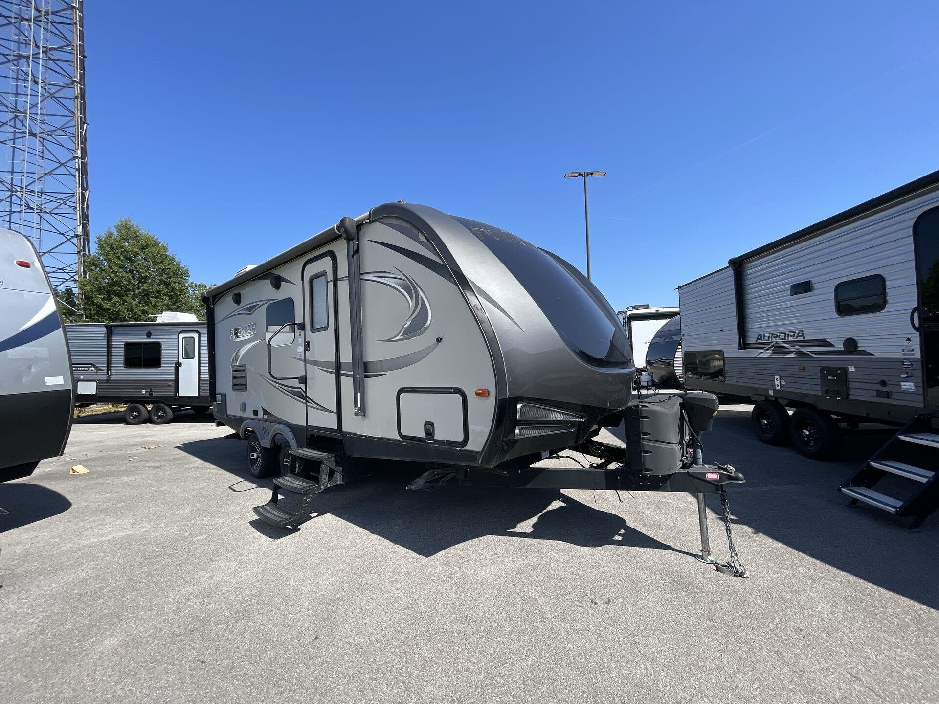 Used 2018 Keystone Premier Ultra Lite 19FBPR available in Georgetown, Kentucky
