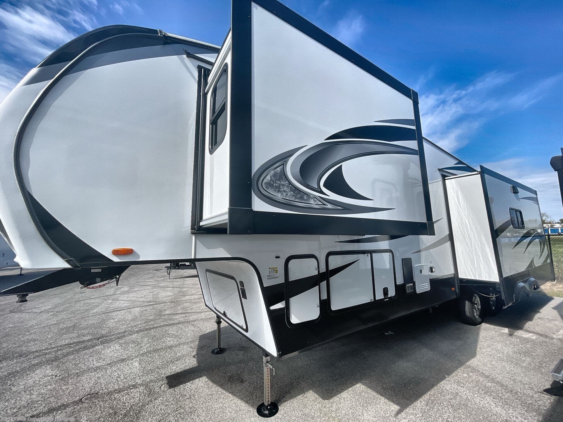 Used 2022 Grand Design Reflection 337RLS available in Georgetown, Kentucky