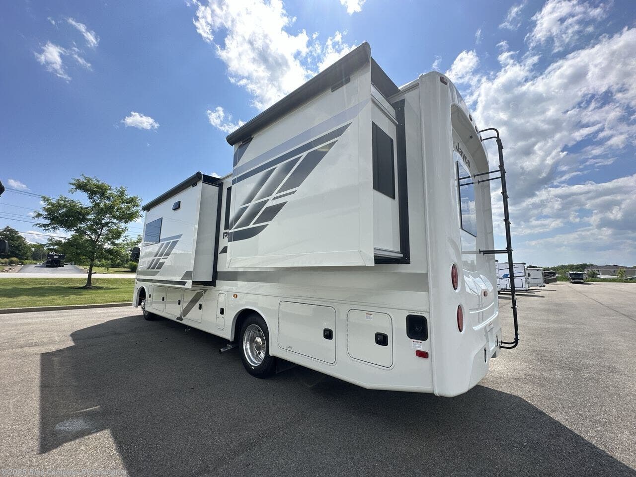 New 2025 Jayco Precept 31UL available in Georgetown, Kentucky