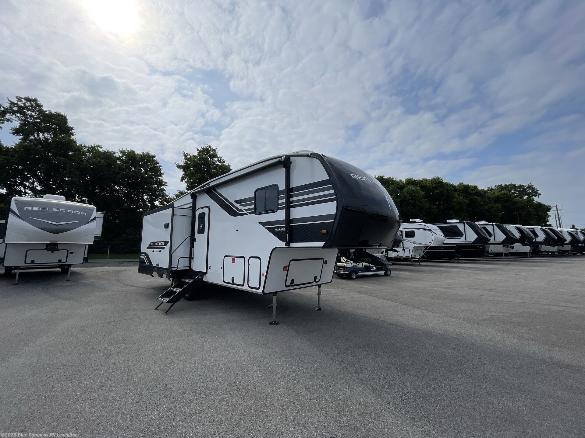 New 2026 East to West Blackthorn Half-Ton 28RL available in Georgetown, Kentucky