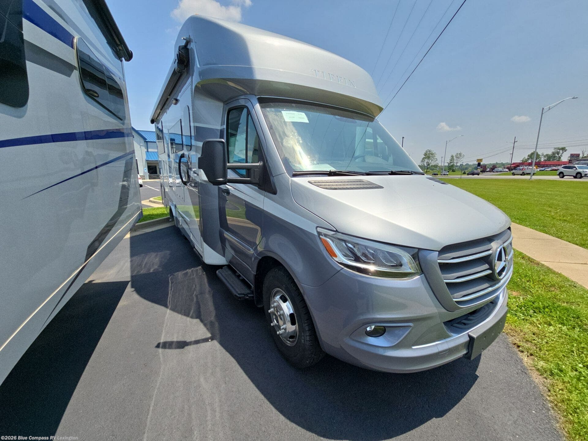 New 2025 Tiffin Wayfarer 25 XLW available in Georgetown, Kentucky