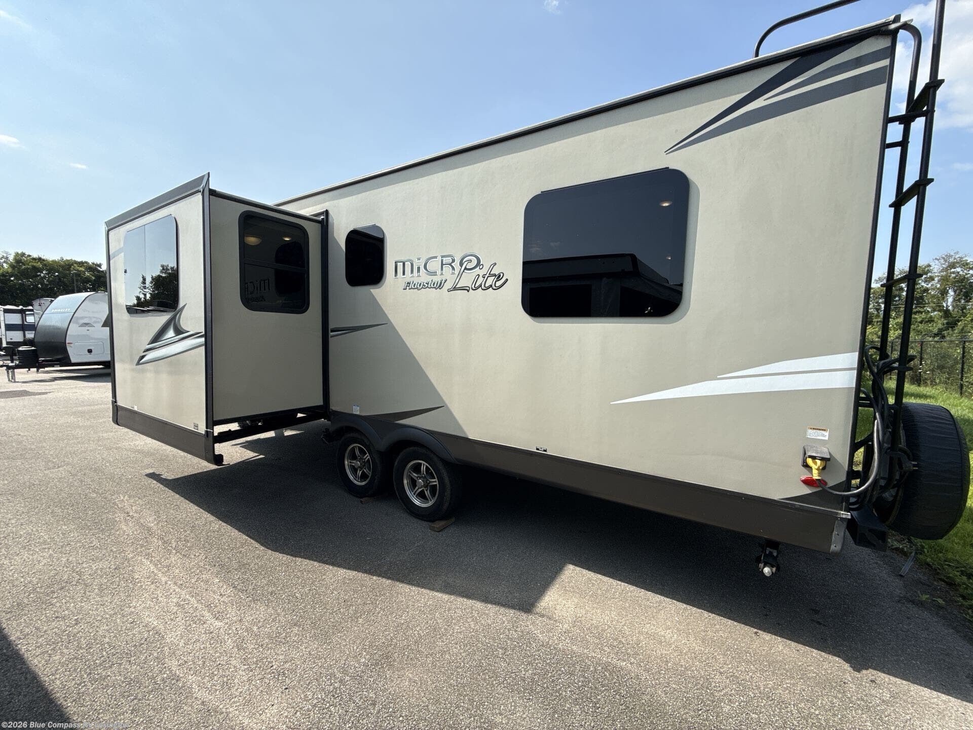 Used 2021 Forest River Flagstaff Micro Lite 21FBRS available in Georgetown, Kentucky