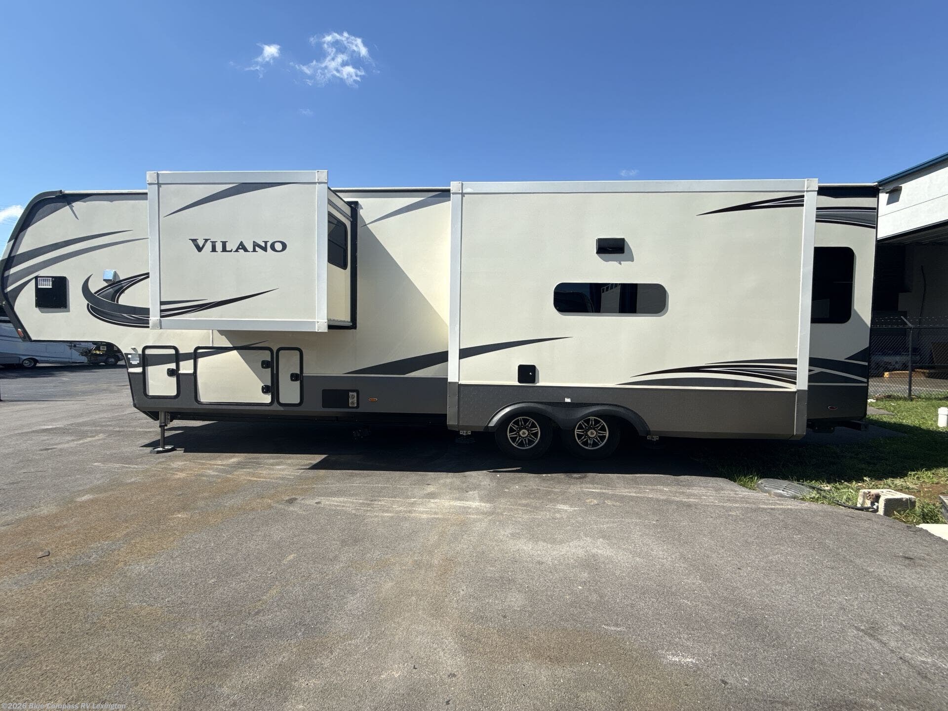 Used 2019 Vanleigh Vilano 369FB available in Georgetown, Kentucky