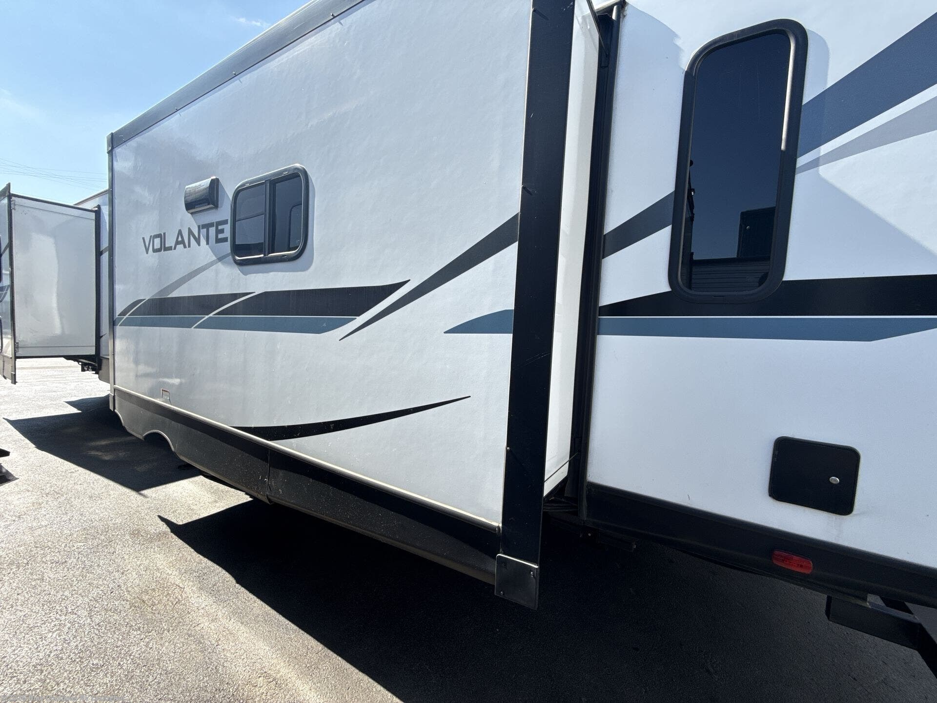 Used 2022 CrossRoads Volante 34RE available in Georgetown, Kentucky