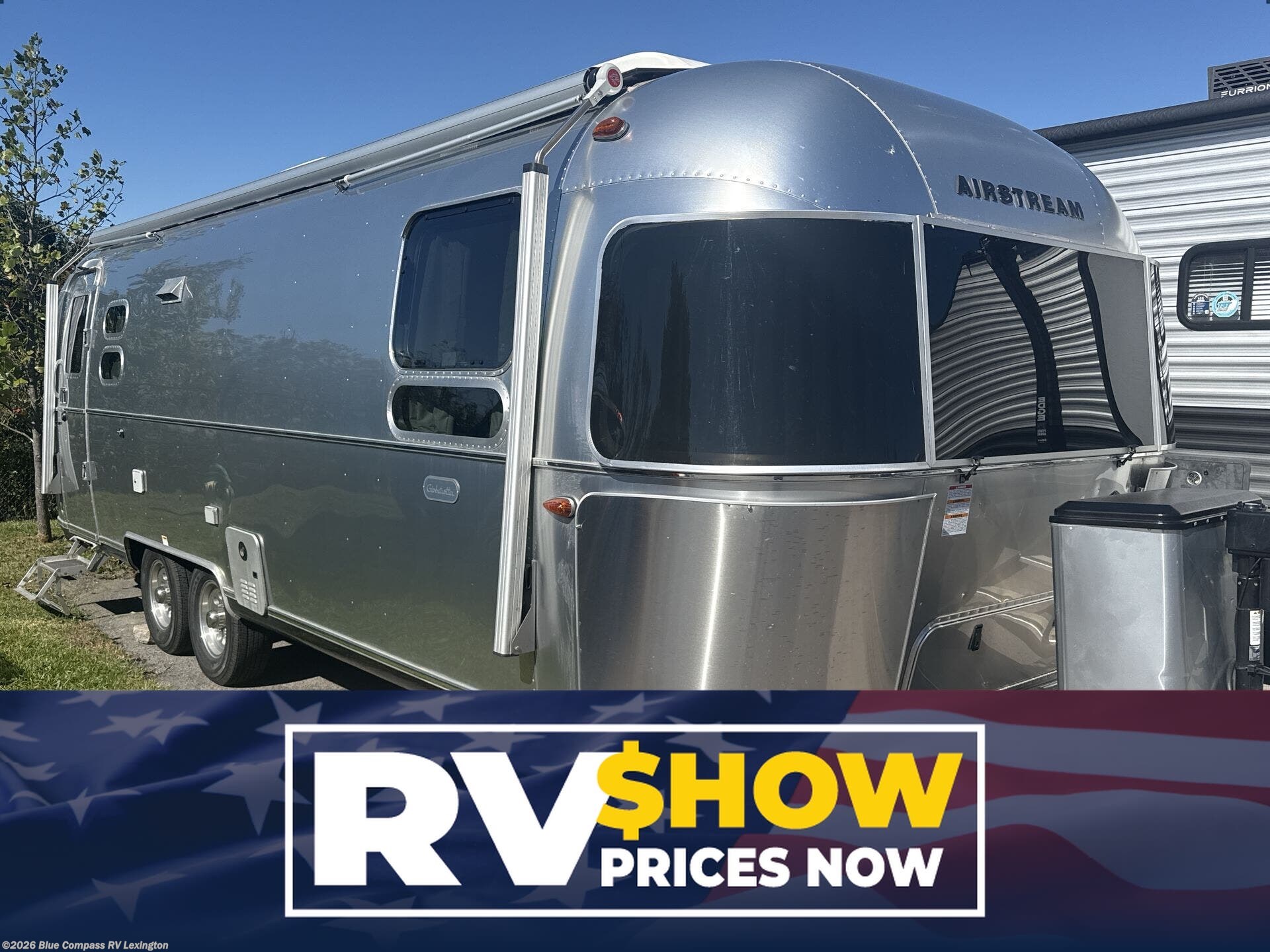 Used 2023  Airstream Globetrotter 27FB by Airstream from Blue Compass RV Lexington in Georgetown, KY