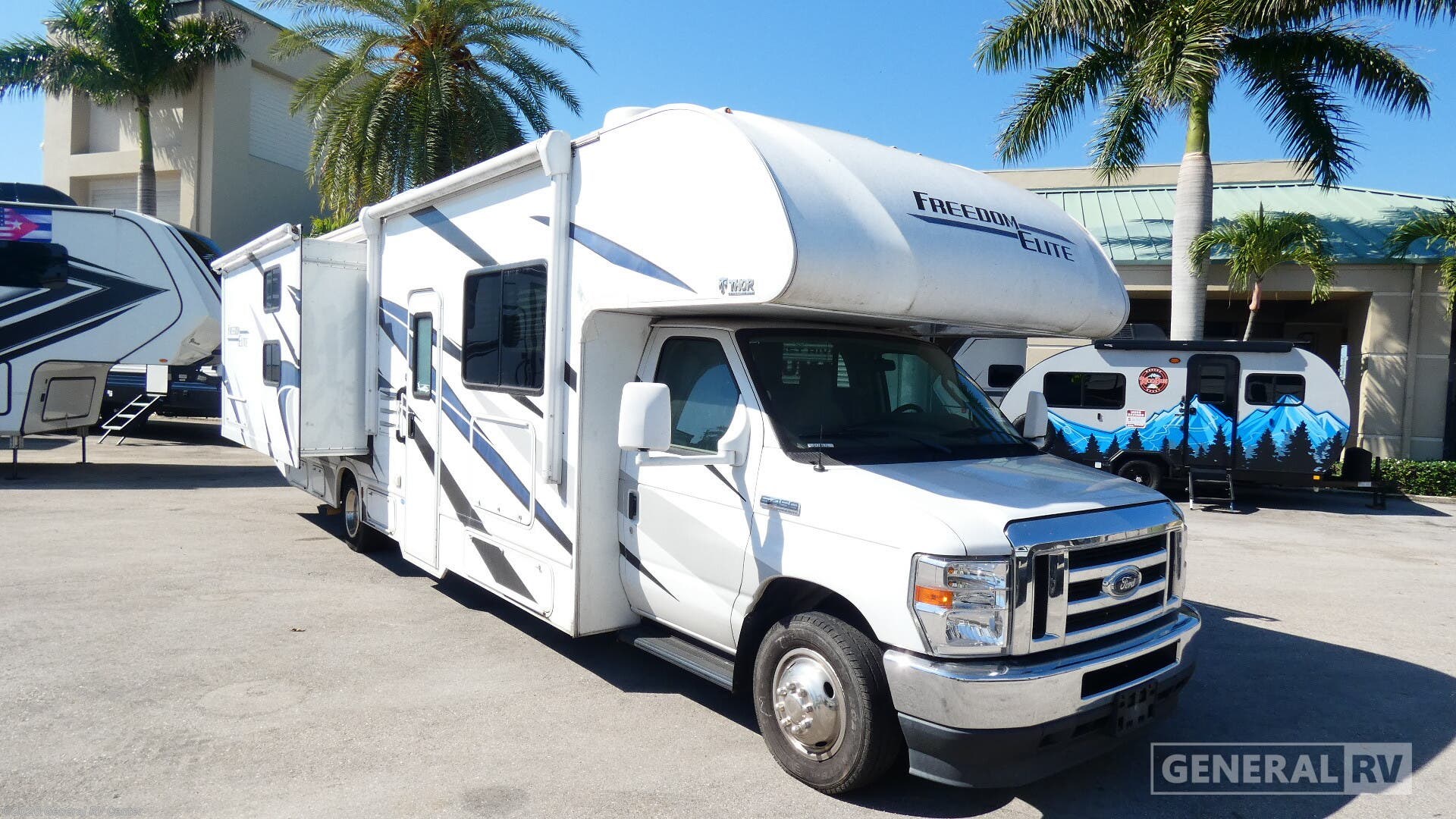 Used 2021 Thor Motor Coach Freedom Elite 30FE available in West Palm Beach, Florida