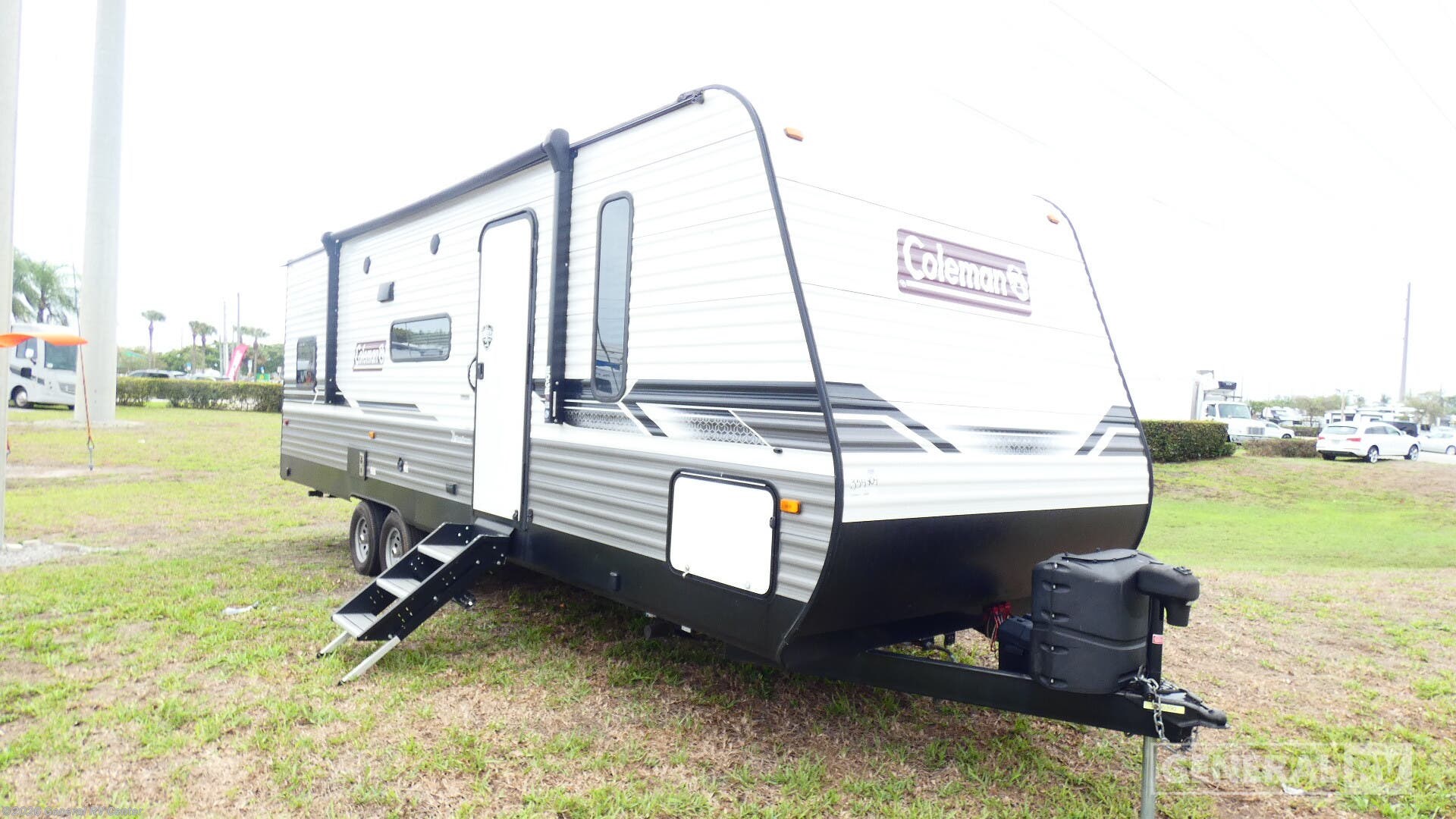 Used 2022 Dutchmen Coleman Lantern 262BH available in West Palm Beach, Florida