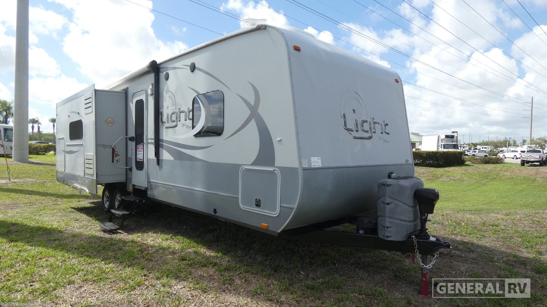 Used 2016 Highland Ridge  Light 272RLS available in West Palm Beach, Florida