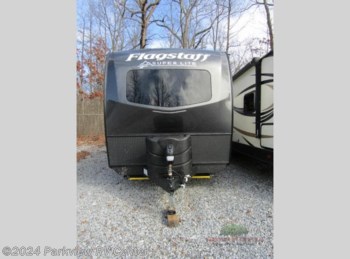 New 2023 Forest River Flagstaff Super Lite 27BHWS available in Smyrna, Delaware