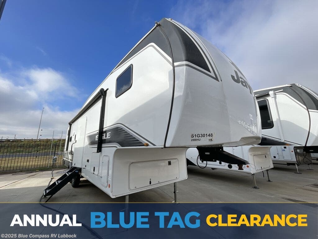 New 2025 Jayco Eagle SLE 28BHU available in Lubbock, Texas