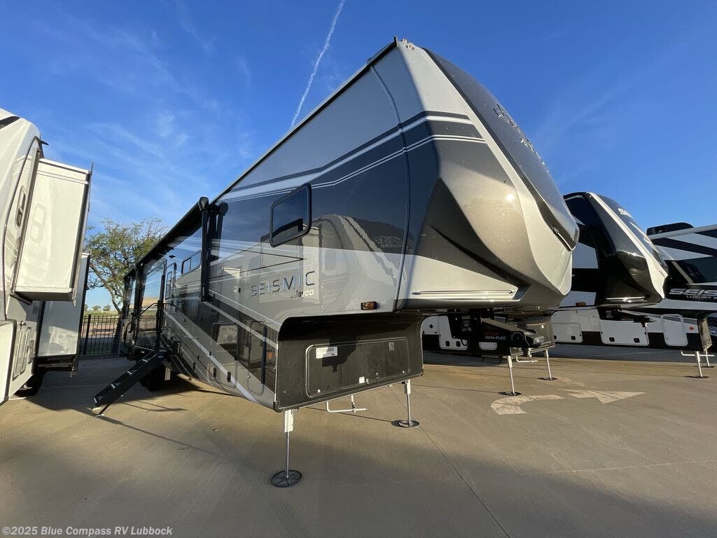 New 2026 Jayco Seismic 413 available in Lubbock, Texas