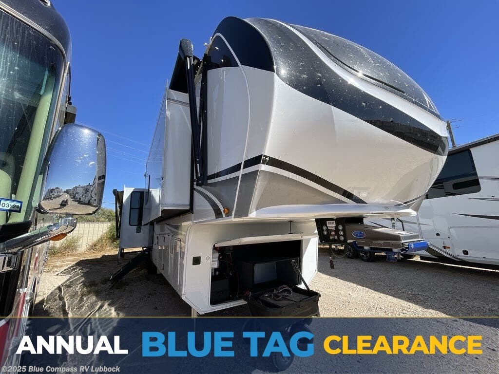 New 2026 Grand Design Solitude 417KB available in Lubbock, Texas