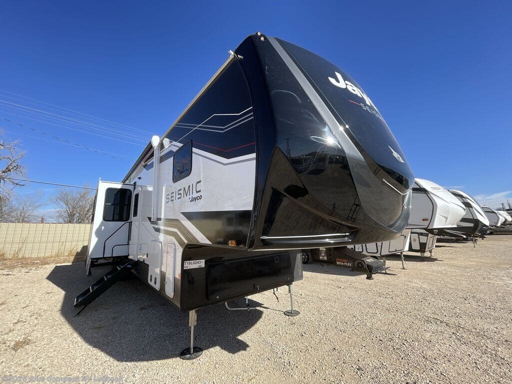 New 2026 Jayco Seismic 395 available in Lubbock, Texas