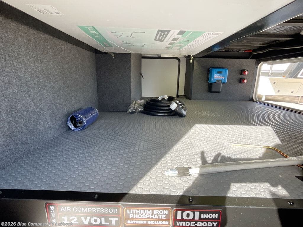 New 2025 Alliance RV Valor 44V14 available in Lubbock, Texas