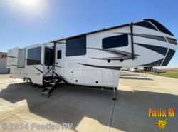 New 2025 Grand Design Solitude 390RK available in Pontiac, Illinois