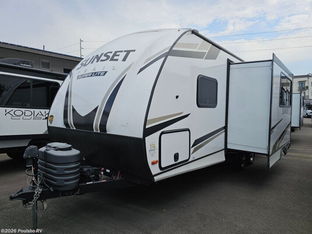 Used 2024 CrossRoads Sunset Trail Super Lite Sunset Trail Super Lite available in Kent, Washington