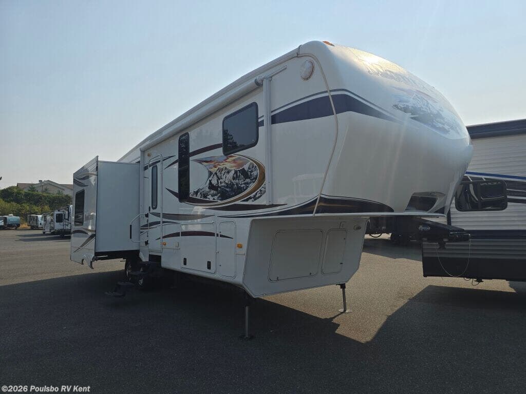 Used 2012 Keystone Montana Montana available in Kent, Washington