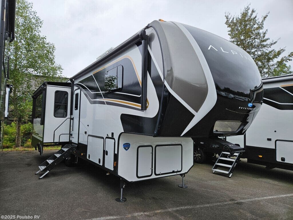 New 2025 Keystone Alpine 3011CK available in Everett, Washington