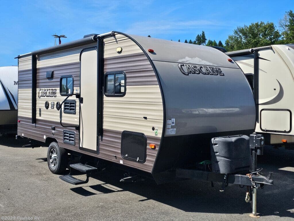 Used 2018 Forest River Cascade Lite 18TOC available in Sumner, Washington