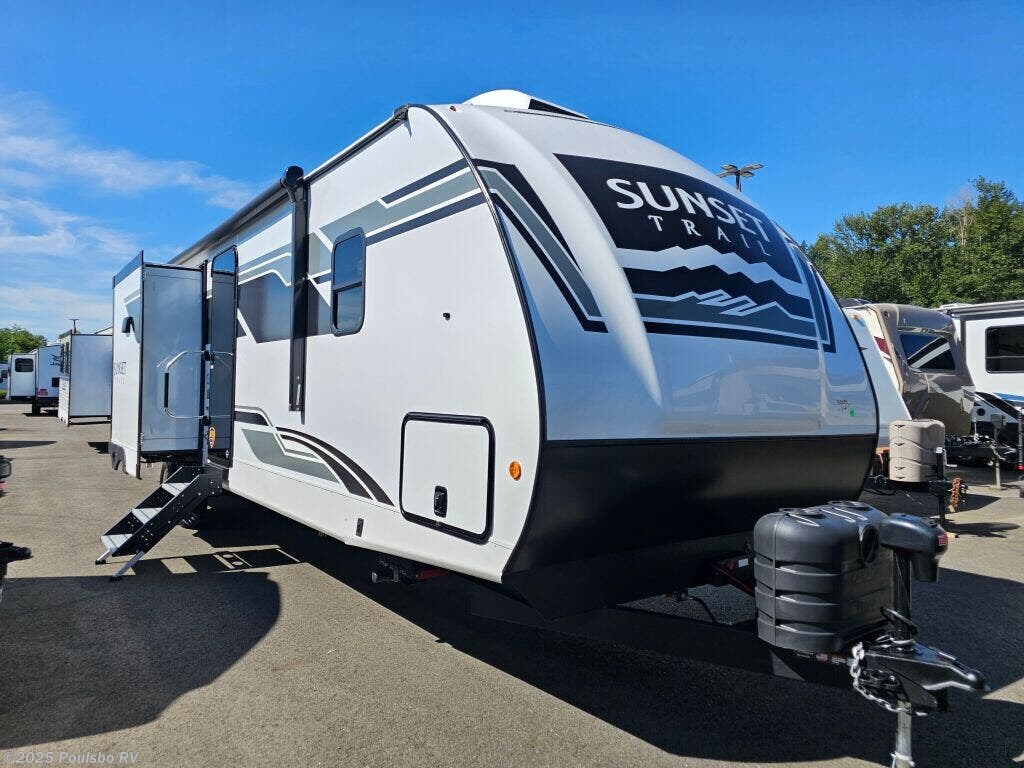 New 2026 CrossRoads Sunset Trail SS331BH available in Sumner, Washington