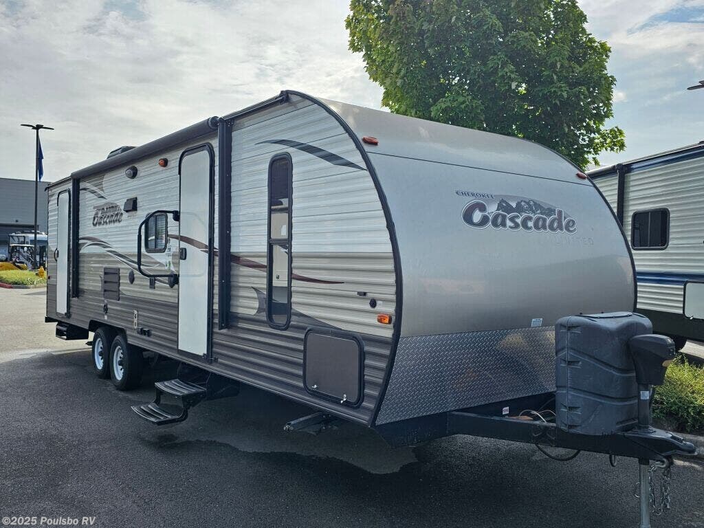 Used 2015 Forest River Cascade 26DBHC available in Sumner, Washington
