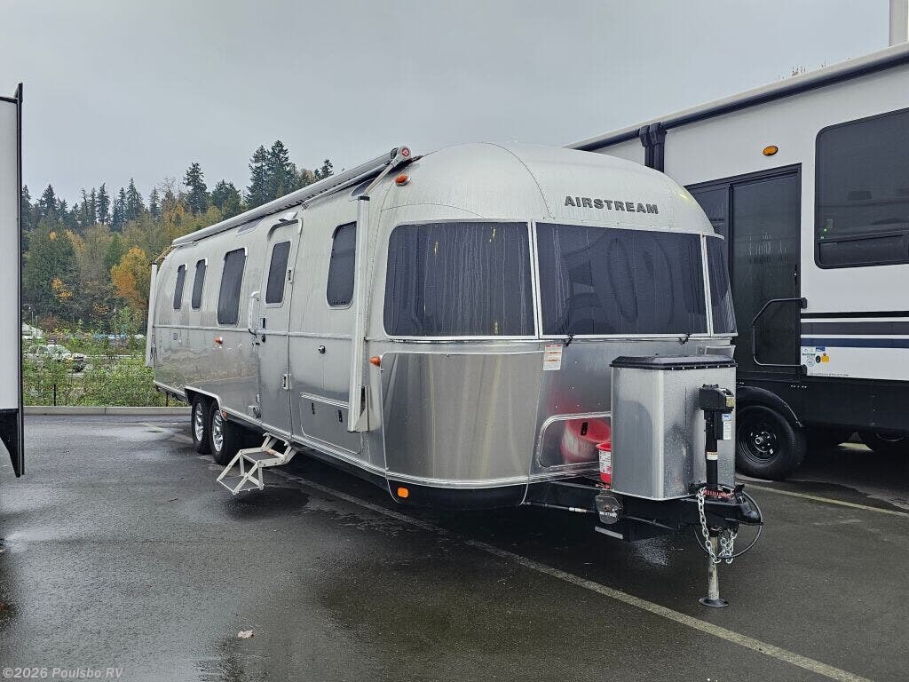 Used 2022 Airstream Classic 33FB available in Sumner, Washington