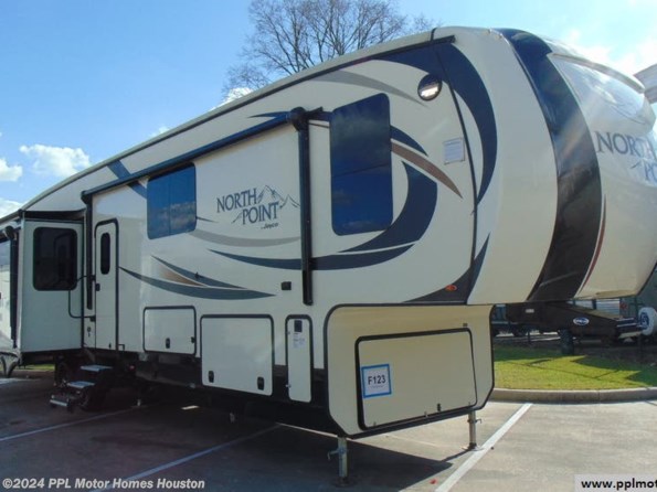 2017 Jayco North Point 377RLBH available in Houston, TX