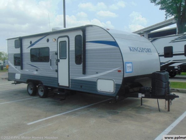 2018 Gulf Stream Kingsport Ultra Lite 248BH available in Houston, TX