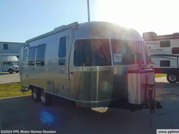 2017 Airstream International 23FB SERENITY available in Houston, TX