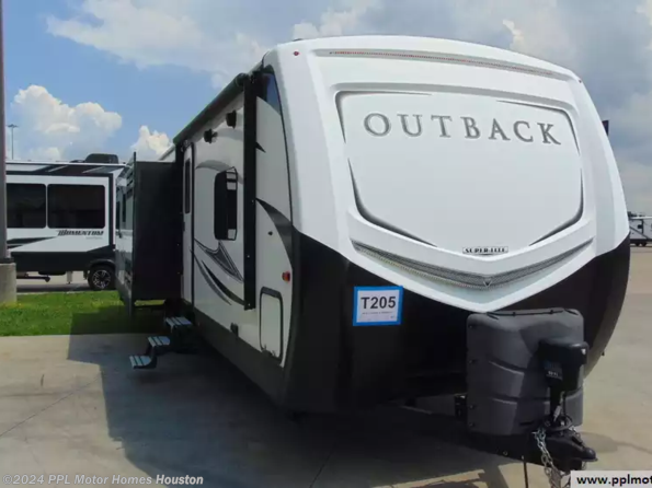 2017 Keystone Outback Super-Lite 326RL available in Houston, TX