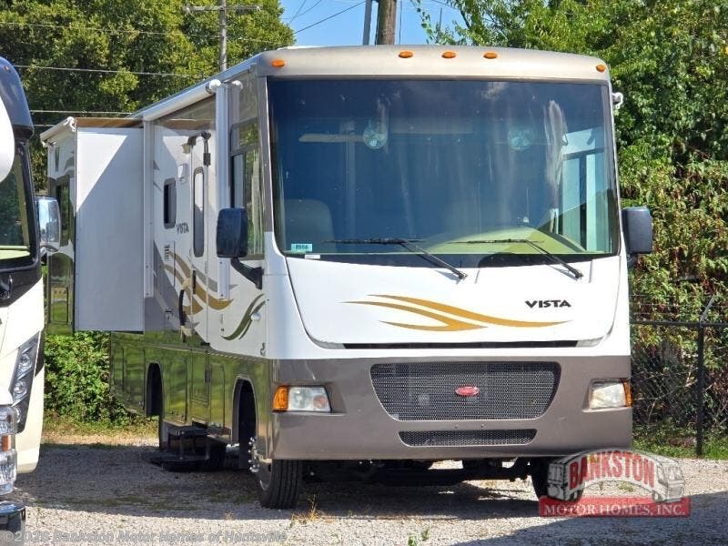 Used 2011 Winnebago Vista 26P available in Huntsville, Alabama