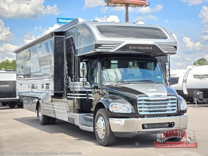 New 2025 Entegra Coach Accolade XL 37L available in Huntsville, Alabama