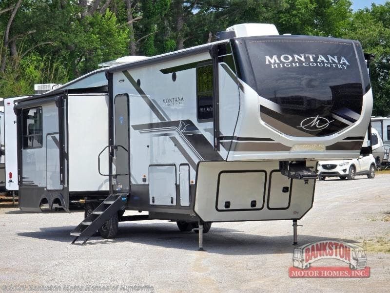 New 2025 Keystone Montana High Country 325RK available in Huntsville, Alabama